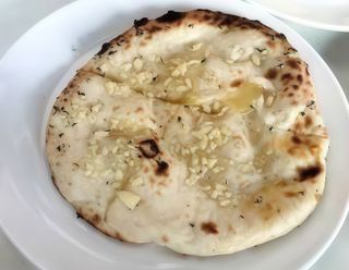 Cheese naan