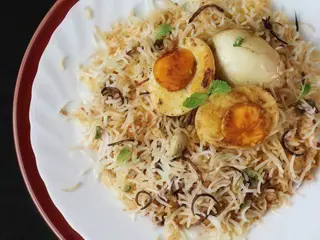 Fry egg biryani