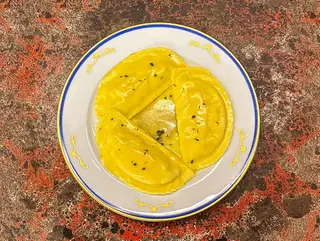 Mezzelune giganti ripieni di Pere e Pecorino
