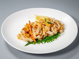 Pad thai con gamberi