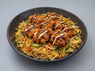 Fried Udon Pollo Karaage