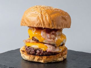Dry Doble Monster Burger