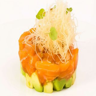 Tartare salmone
