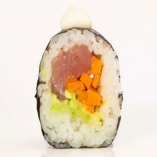 Futomaki tonno e avocado