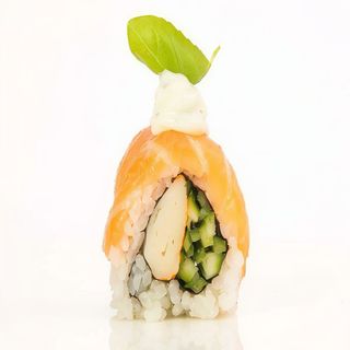 Uramaki granchio roll