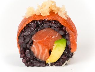 Uramaki Venere roll