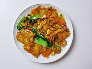 Gnocchi di riso saltati（炒年糕）