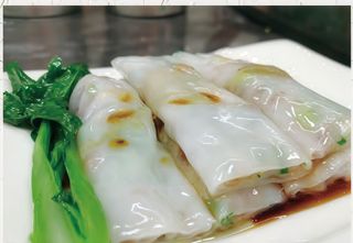 54 Tagliatelle di riso con maiale e verdure