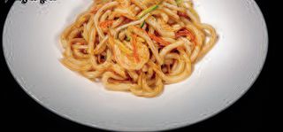 139 Yaki udon con gamberi e verdure