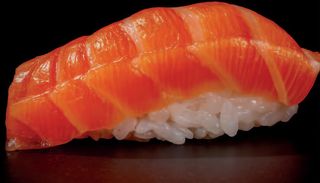 90 Nigiri sake 2 pezzi