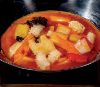 172 Scodella di calamari e verdure miste