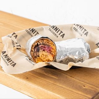BURRITO CON COCHINITA PIBIL