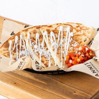 QUESADILLA CLASICA