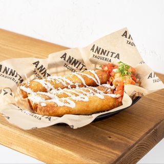 TAQUITOS CON QUESO - VEGETARIANO