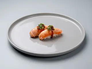 N11 Nigiri foie gras