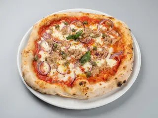Pizza Tonno e cipolla