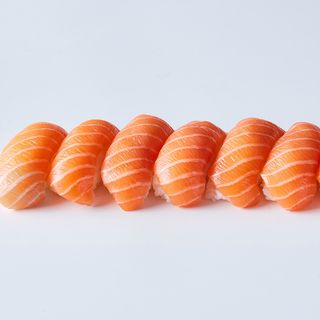 Nigiri Salmone