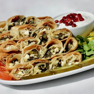 Börek con spinaci e formaggio