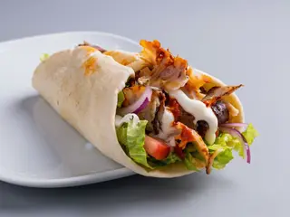 Piadina maxi döner kebab
