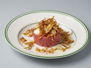 Tartare a coltello di manzo Sakura