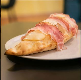 Scamorza e speck