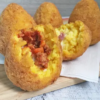 Arancini, prosciutto