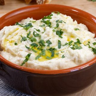 Baccalà Mantecato con pizza croccante