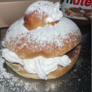BRIOCHES PANNA E NUTELLA