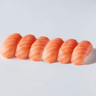 Nigiri Salmone