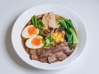 42b Spaghetti di soba al manzo