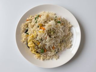 Riso saltato con verdure