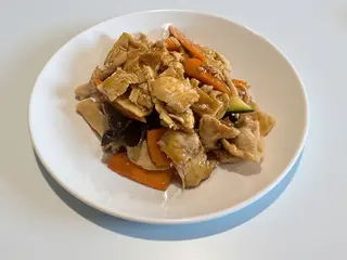 Pollo con misto di verdure