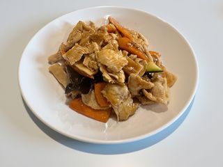 Pollo con misto di verdure