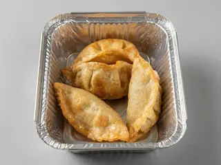Ravioli di pollo fritto 4 pezzi