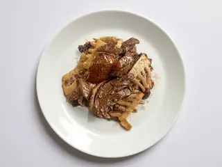 Anatra con funghi e bambù