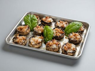 Funghi ripieni con mollica prosciutto e formaggio