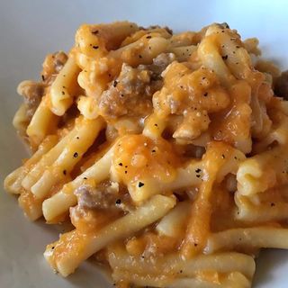 Pasta crema di zucca e salsiccia