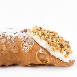 Cannolo  Siciliano alla nocciola