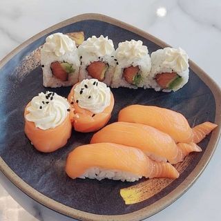 Sushi box 1 con 9 pezzi