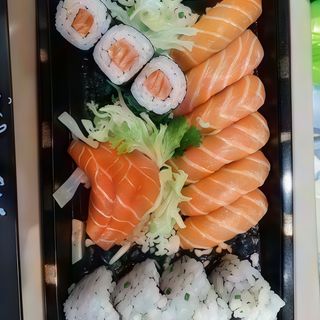 Sushi box 3 con 16 pezzi