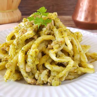 Scialatielli con broccoli e salsiccia