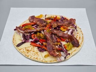 PIADIPIZZA Bacon, radicchio, fontina e peperoni