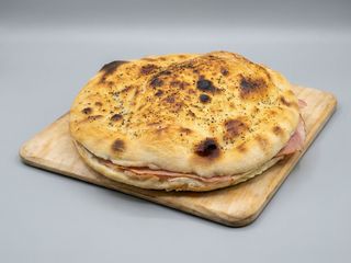 Focaccia Crudo