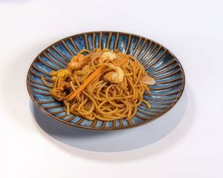 044.Chao mian carne piccante