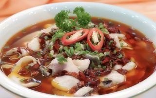 093.Fette di pesce bianco bollito del Sichuan