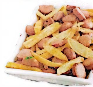 Würstel e patatine