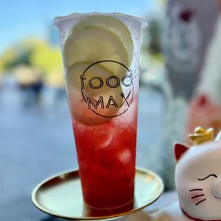 FS2- Strawberry Soda 700ml