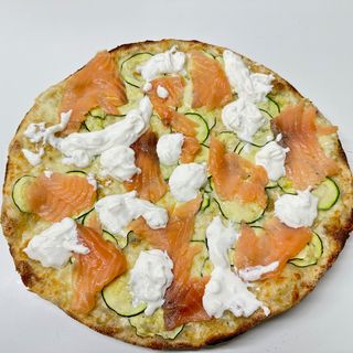 Salmone zucchine e burrata
