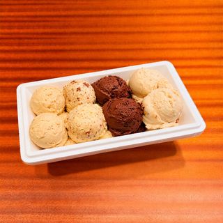 I Golosi: nocciola, cioccolato, crema e biscotto, torrone