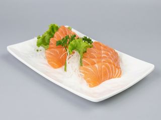 210.Sashimi sake 6pz